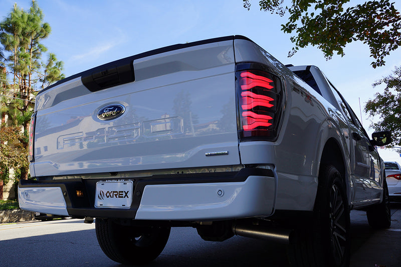AlphaRex 21-22 Ford F150 LUXX-Series LED Tail Lights Black-Red